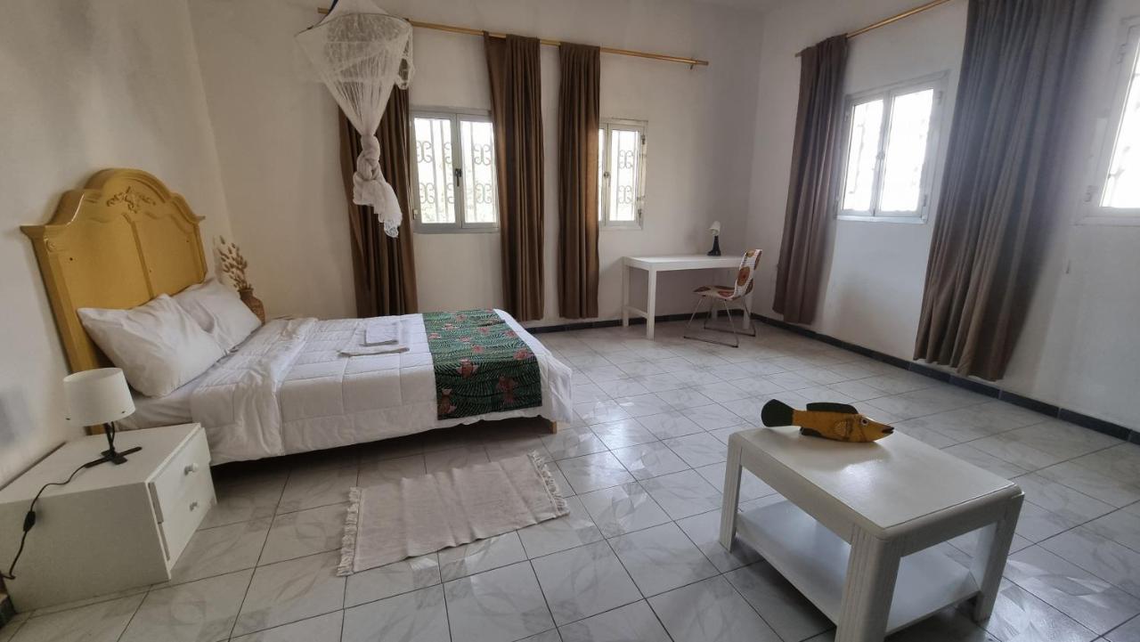 Le K Bed & Breakfast Nouakchott Exterior photo